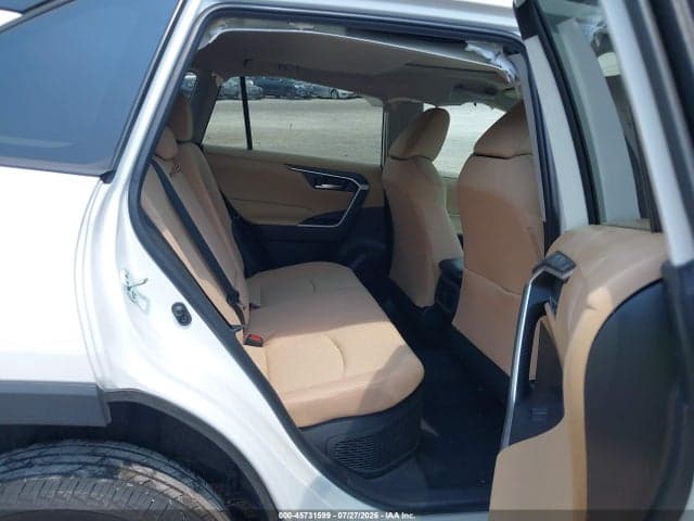 2024 TOYOTA RAV4 HYBRID XLE 8
