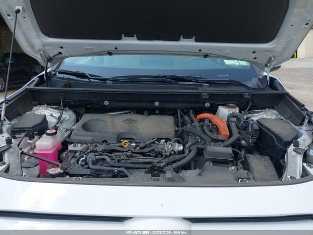 2024 TOYOTA RAV4 HYBRID XLE 10