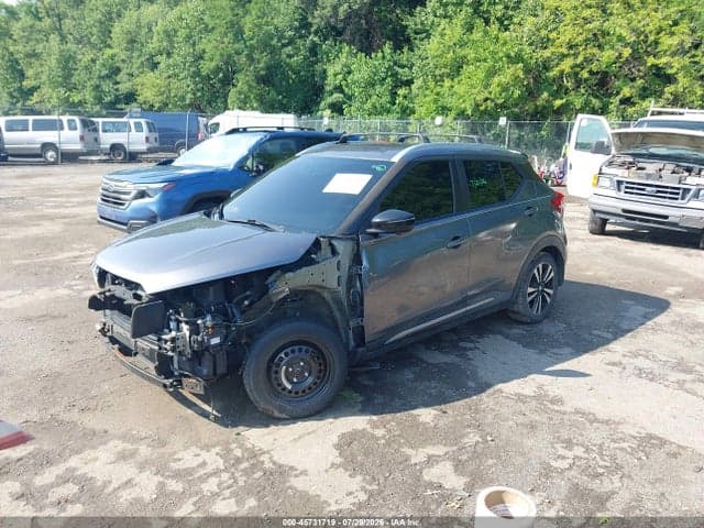 2018 NISSAN KICKS SR 2