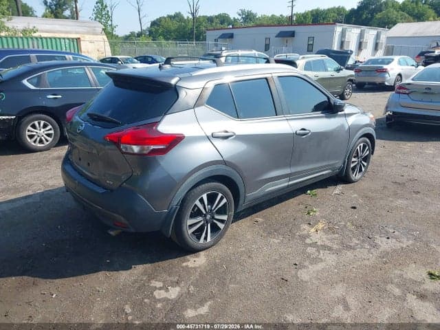 2018 NISSAN KICKS SR 4