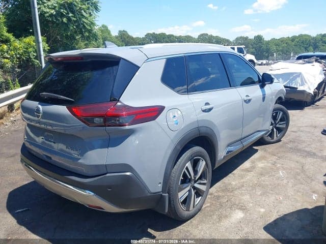 2021 NISSAN ROGUE PLATINUM INTELLIGENT AWD 4