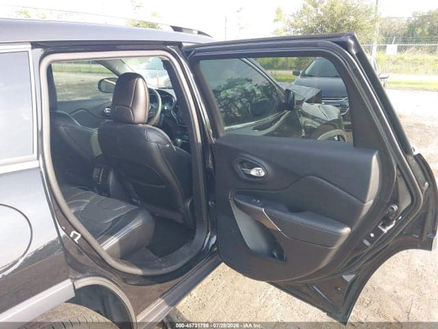 2021 JEEP CHEROKEE LATITUDE LUX 4X4 8