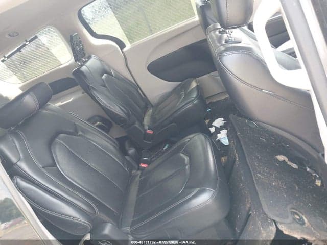 2022 CHRYSLER PACIFICA TOURING L 8