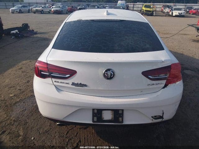 2018 BUICK REGAL SPORTBACK ESSENCE 16