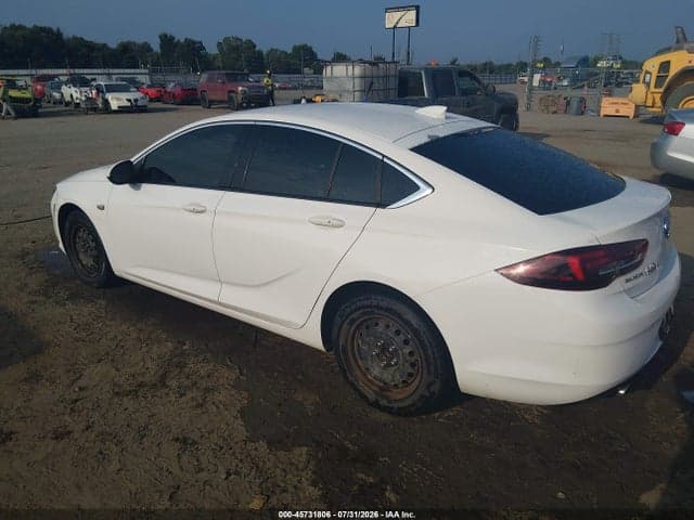 2018 BUICK REGAL SPORTBACK ESSENCE 3