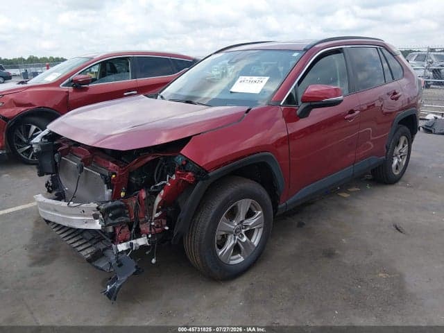 2022 TOYOTA RAV4 XLE 2