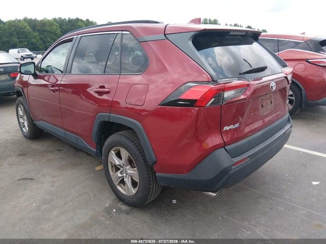 2022 TOYOTA RAV4 XLE 3