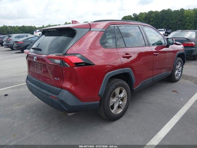 2022 TOYOTA RAV4 XLE 4