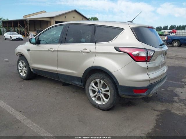 2017 FORD ESCAPE SE 3