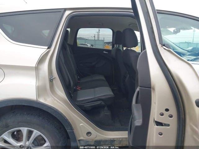 2017 FORD ESCAPE SE 8