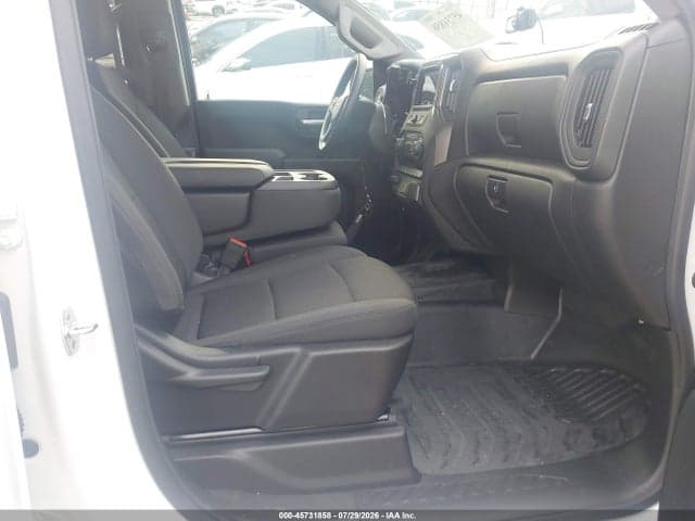 2026 CHEVROLET SILVERADO C1500 5