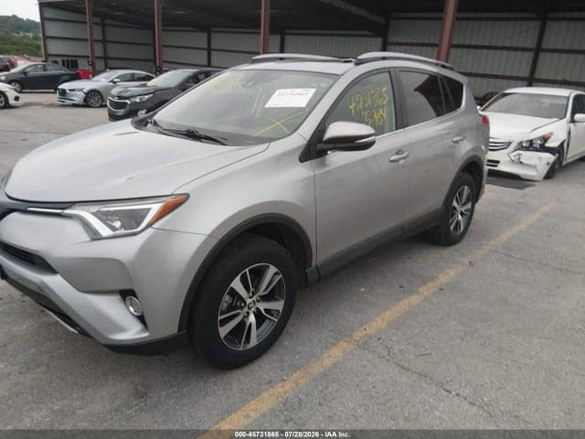 2018 TOYOTA RAV4 XLE 2