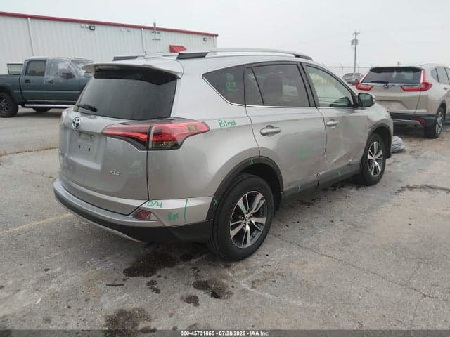 2018 TOYOTA RAV4 XLE 4