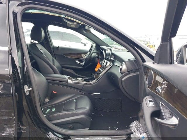 2018 MERCEDES-BENZ C 300 4MATIC 5