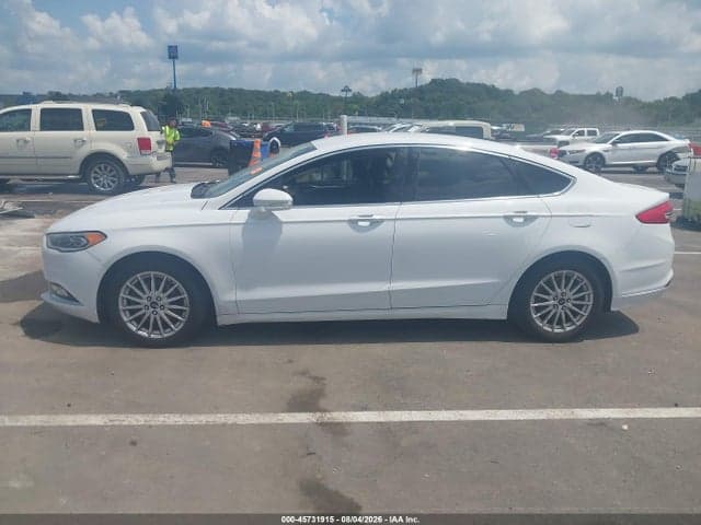 2017 FORD FUSION SE 13