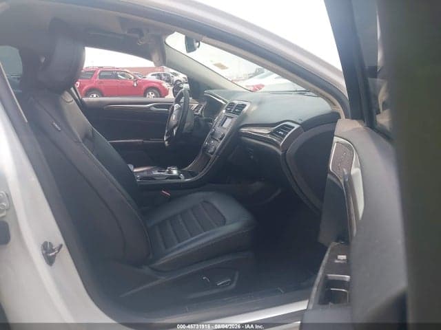 2017 FORD FUSION SE 5