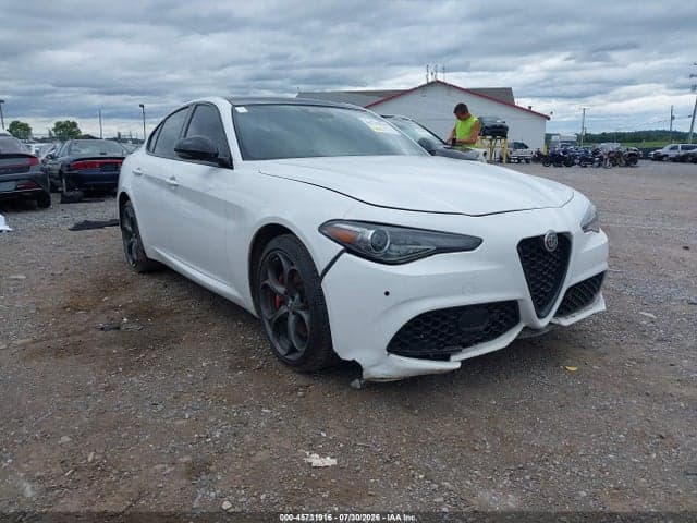 2020 ALFA ROMEO GIULIA TI SPORT AWD - 1