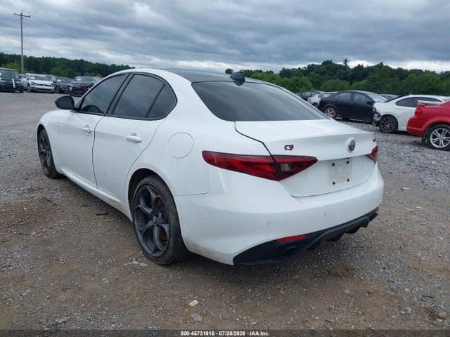 2020 ALFA ROMEO GIULIA TI SPORT AWD 3