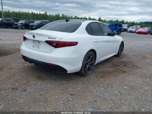2020 ALFA ROMEO GIULIA TI SPORT AWD 4