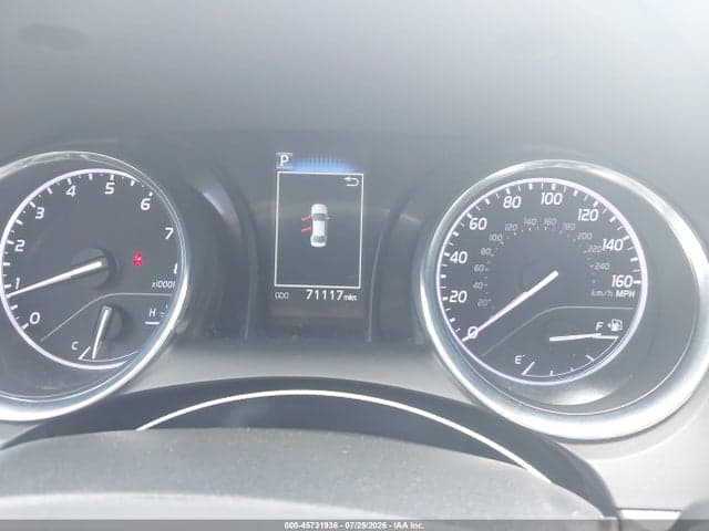 2019 TOYOTA CAMRY SE 7