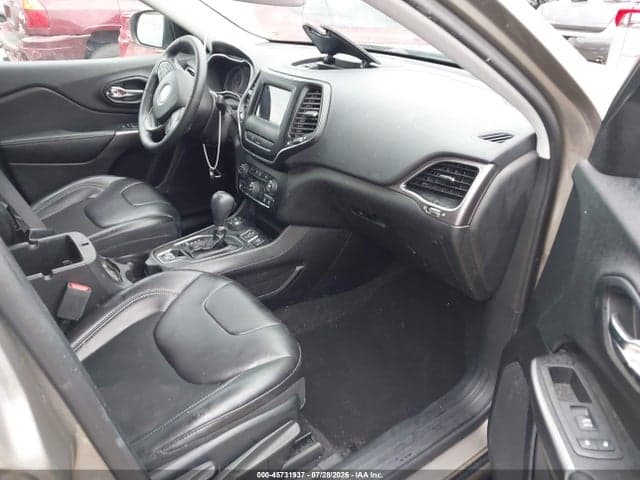 2019 JEEP CHEROKEE LATITUDE PLUS 4X4 5