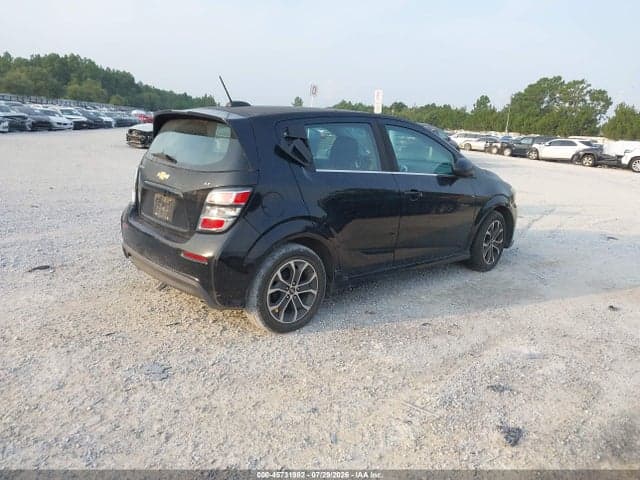 2017 CHEVROLET SONIC LT AUTO 4