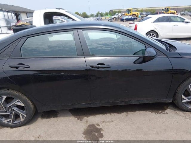 2025 HYUNDAI ELANTRA HYBRID SEL SPORT 14