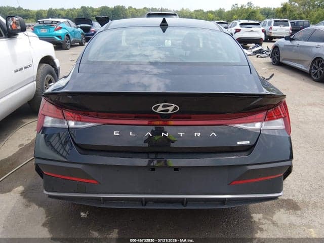 2025 HYUNDAI ELANTRA HYBRID SEL SPORT 17