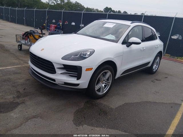 2021 PORSCHE MACAN 2