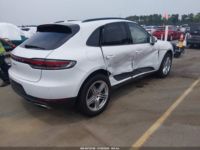2021 PORSCHE MACAN 4