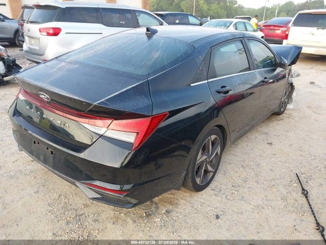 2022 HYUNDAI ELANTRA SEL 4
