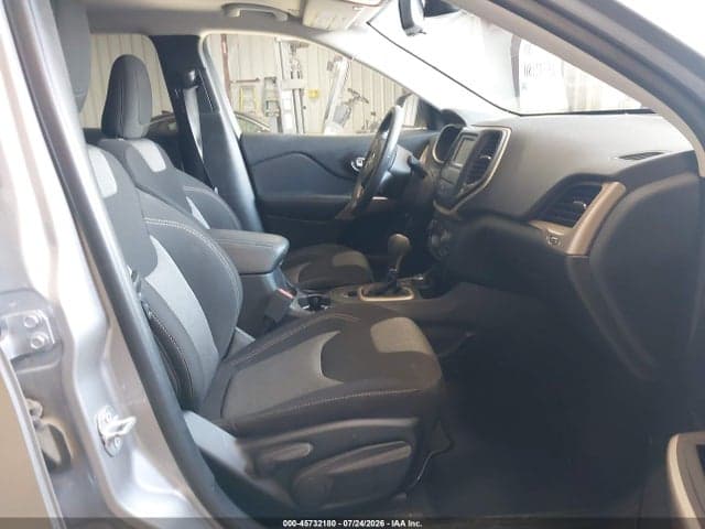 2018 JEEP CHEROKEE LATITUDE 4X4 5