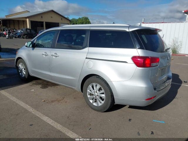 2017 KIA SEDONA LX 3