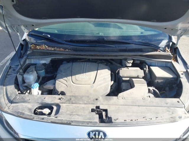 2017 KIA SEDONA LX 10