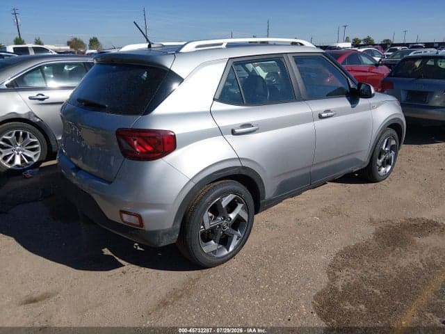 2025 HYUNDAI VENUE SEL 4
