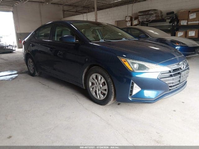 2019 HYUNDAI ELANTRA SE 1