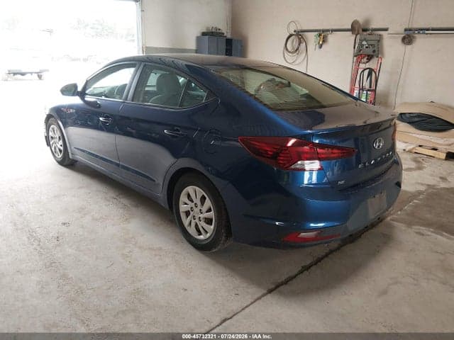 2019 HYUNDAI ELANTRA SE 3