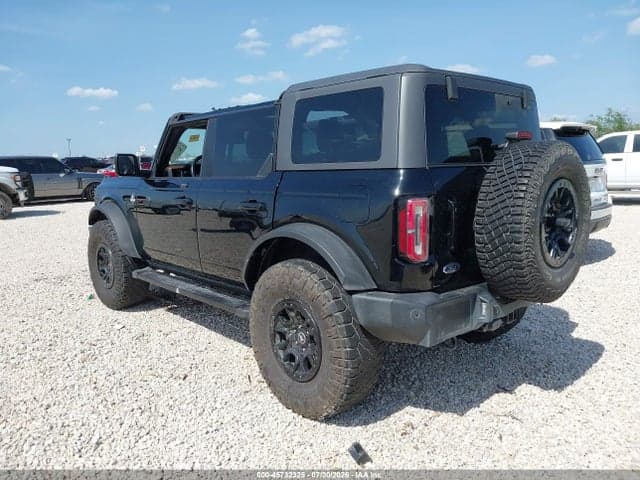 2022 FORD BRONCO OUTER BANKS 3