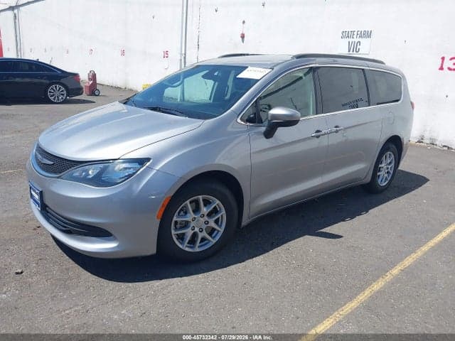 2020 CHRYSLER VOYAGER LXI 2