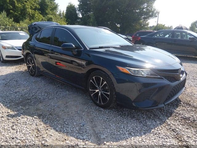 2020 TOYOTA CAMRY SE - 1
