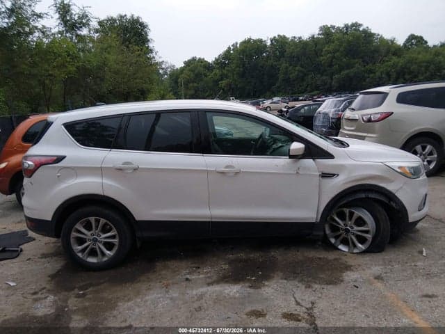 2017 FORD ESCAPE SE 14