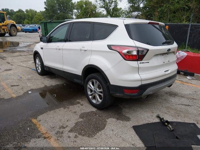 2017 FORD ESCAPE SE 3