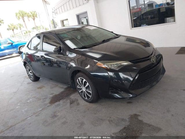 2018 TOYOTA COROLLA LE 1