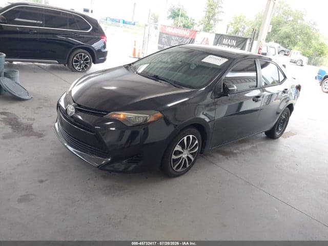 2018 TOYOTA COROLLA LE 2