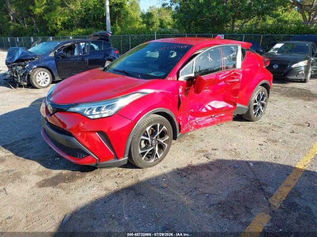 2021 TOYOTA C-HR XLE 2