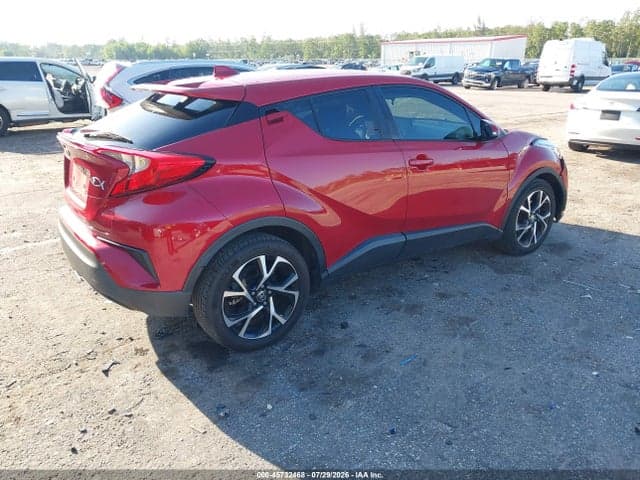 2021 TOYOTA C-HR XLE 4