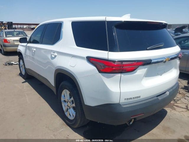 2022 CHEVROLET TRAVERSE FWD LS 3
