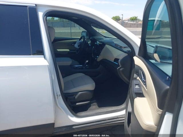 2022 CHEVROLET TRAVERSE FWD LS 5