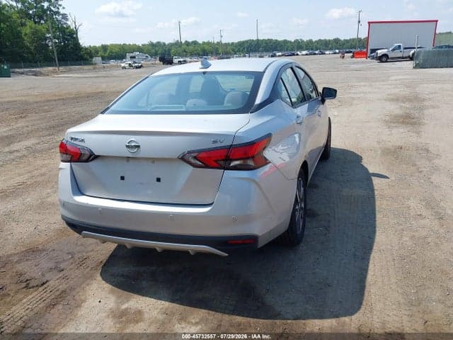 2021 NISSAN VERSA SV XTRONIC CVT 4