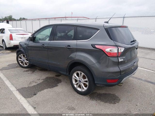 2017 FORD ESCAPE SE 3
